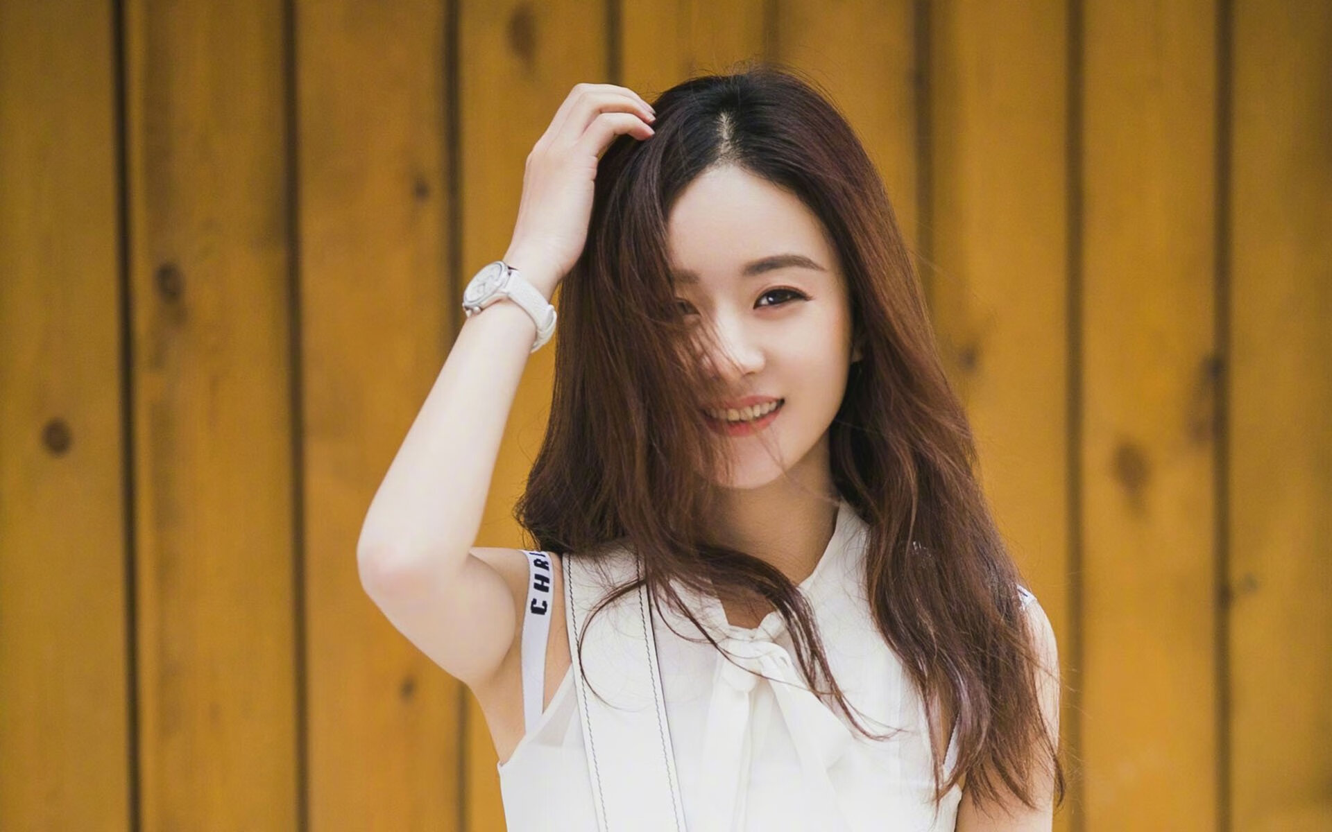 跨越大陆的制胜弧线，卡瓦哈尔绝杀时刻，佛罗伦萨于友谊赛险胜秘鲁