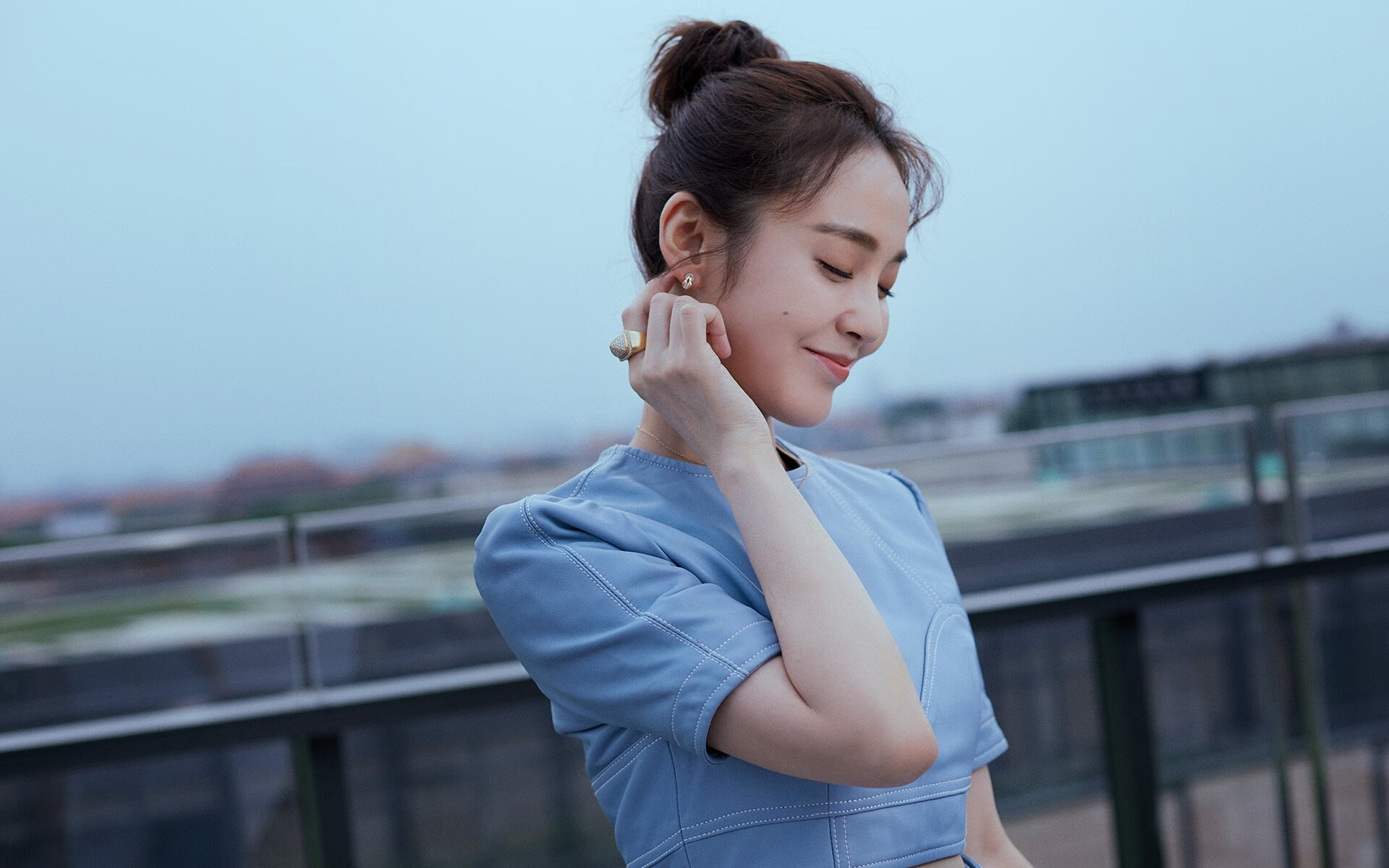 蓝色浪潮席卷沙漠,穆西亚拉与伊拉克的默契风暴,如何改写了2026世界杯F组的秩序